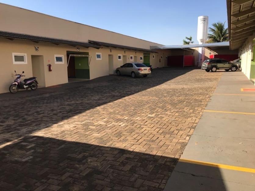 Motel& Hotel Ape Goiania !!! Exteriör bild